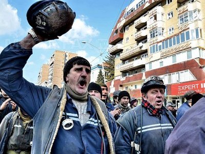 Imaginea articolului Romanian Miners Ask For Higher Dangerous Work Bonus, Higher Coal Prices