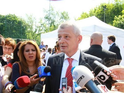 Imaginea articolului Sorin Oprescu Reelected Mayor Of Bucharest – Official