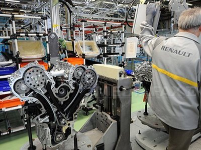 Imaginea articolului French Group Renault To Invest Over EUR250M In Romania In 2012