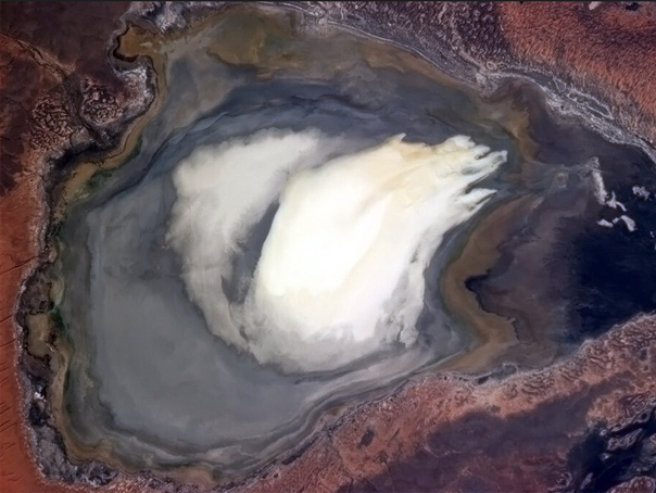 Imaginea articolului Imagini RARE care arată Pământul fotografiat din spaţiu - GALERIE FOTO