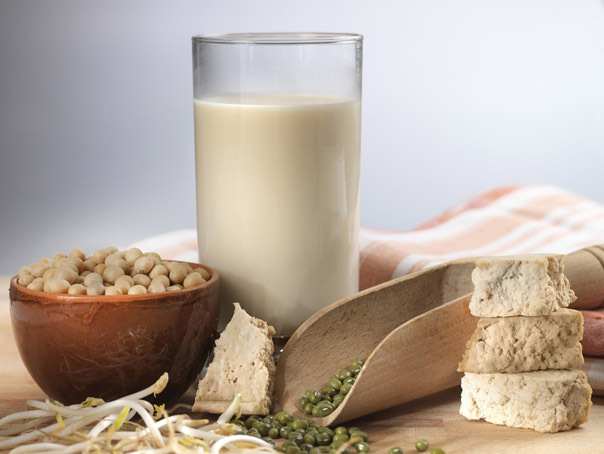 Imaginea articolului 6 beneficii pentru sănătate ale laptelui de soia