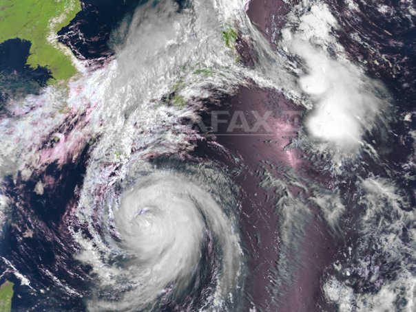 Imaginea articolului Cercetătorii japonezi pot prezice taifunurile cu două săptămâni înainte de producerea lor
