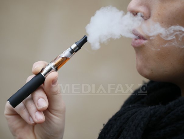 Imaginea articolului STUDIU: Ţigara electronică poate fi de 15 ori mai toxică decât ţigaretele clasice