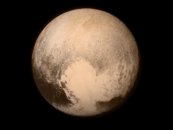 Imaginea articolului NASA publică o nouă imagine impresionantă cu planeta Pluto - FOTO