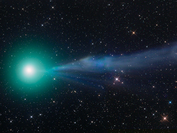 Imaginea articolului Descoperire importantă a NASA: Cometa care lasă în urmă alcool şi zahăr. Ar putea explica apariţia vieţii pe pământ