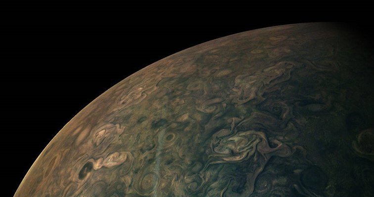 Imaginea articolului Imaginea uimitoare cu atmosfera planetei Jupiter care a creat savanţilor noi semne de întrebare | FOTO