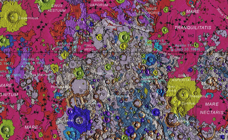 Imaginea articolului NASA a publicat prima hartă geologică a Lunii în varianta colorată

