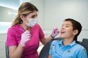 Imaginea articolului Dr. Denisa Zaharia – “Aparatul dentar transparent, folosit şi de Khloe Kardashian, Justin Bieber sau Eva Longoria – vedeta anului 2022 in ortodontie”