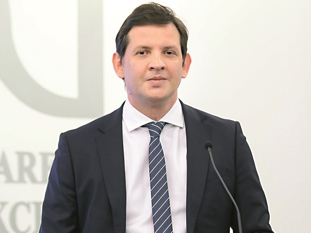 ASF aprobă prelungirea mandatului lui Adrian Tănase, CEO-ul Bursei de Valori Bucureşti, până la data de 31 decembrie 2022