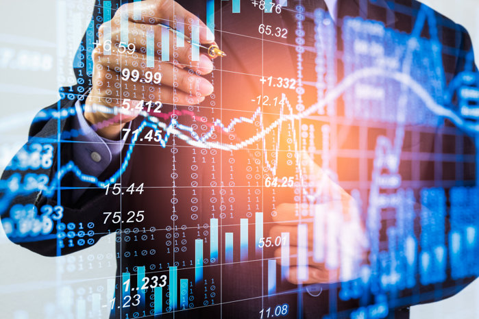 Bursa crește vineri și încheie săptămâna cu un avans de 4%. Tranzacții de 120 mil. lei astăzi și aprecieri pe Premier Energy, Electrica și Banca Transilvania