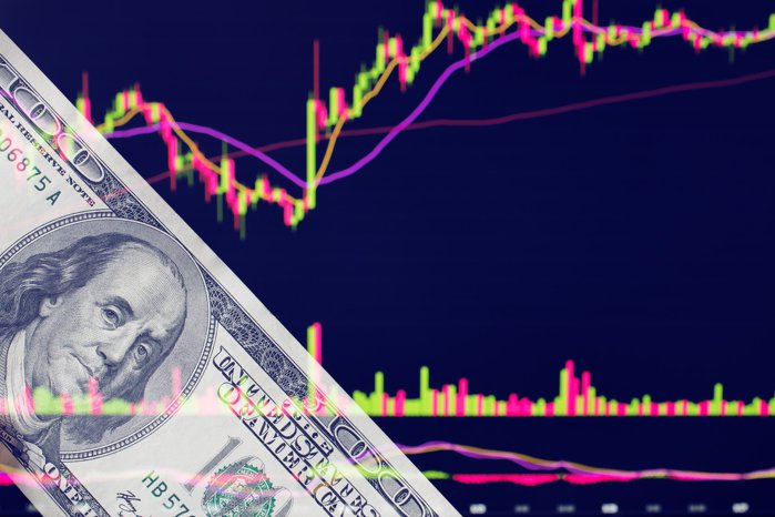 Investitorii care au mizat pe scăderea acţiunilor producătorilor americani de cipuri au câştiguri estimate la peste 30 de miliarde de dolari în numai o săptămână