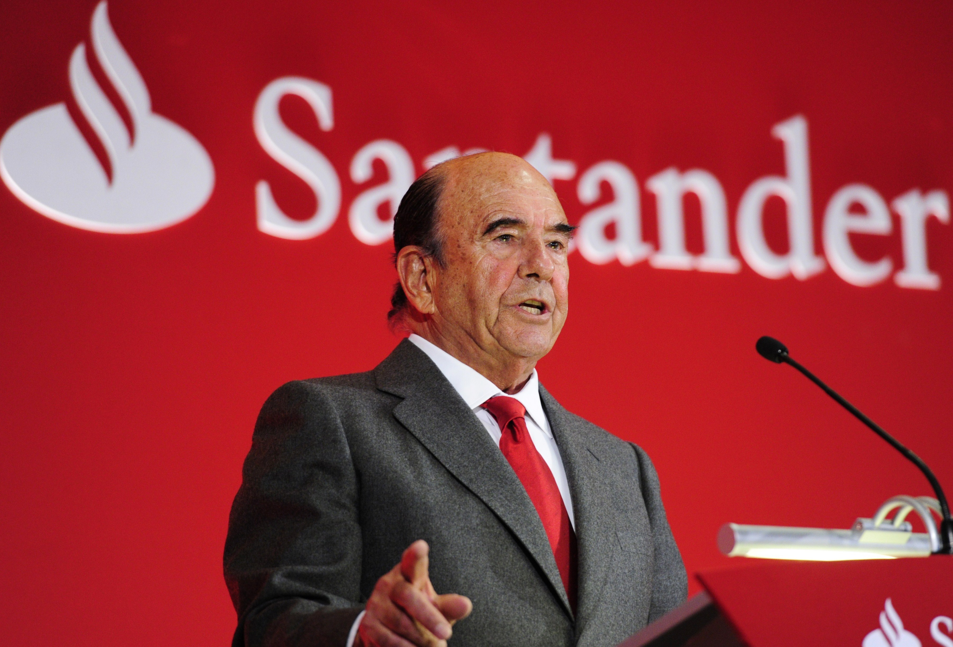 „Viteză şi entuziasm”: Cum a reuşit spaniolul Emilio Botin să transforme Santander într-unul dintre cele mai mari imperii bancare din lume