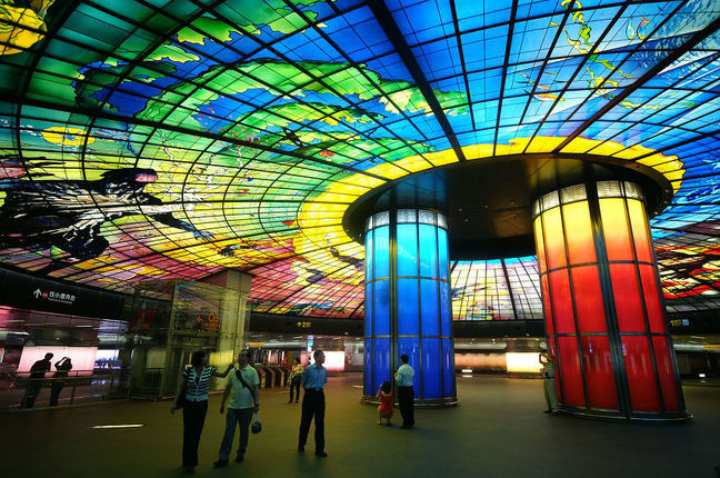 Cele mai spectaculoase staţii de metrou din lume. Galerie FOTO
