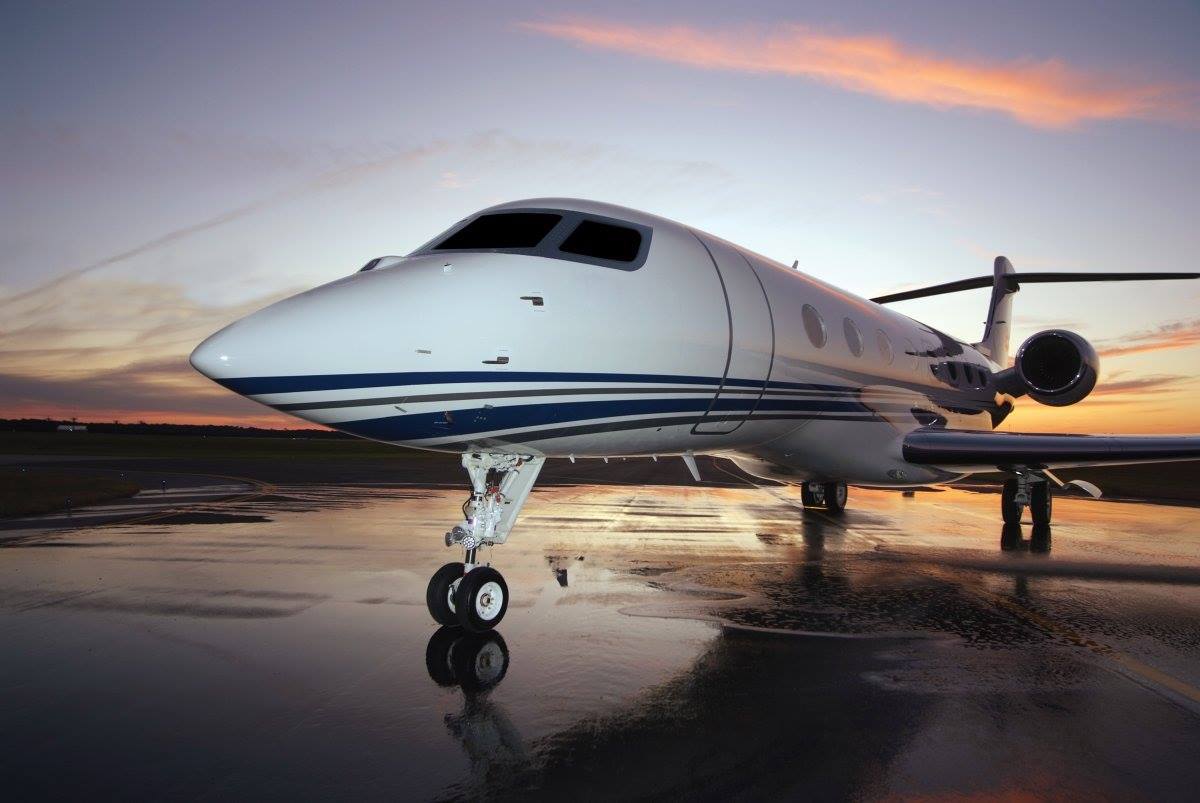 Cum arată cel mai luxos avion privat pe care îl poţi cumpăra. Te costă ”doar” 65 mil. de dolari 