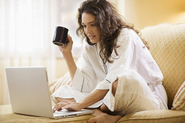 Cum câștigi bani online gratis, stând acasă pe canapea - Blogul lui Neba