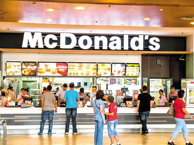McDonald's îşi duce afacerile din China la următorul nivel: Compania vrea să-şi dubleze numărul de restaurante