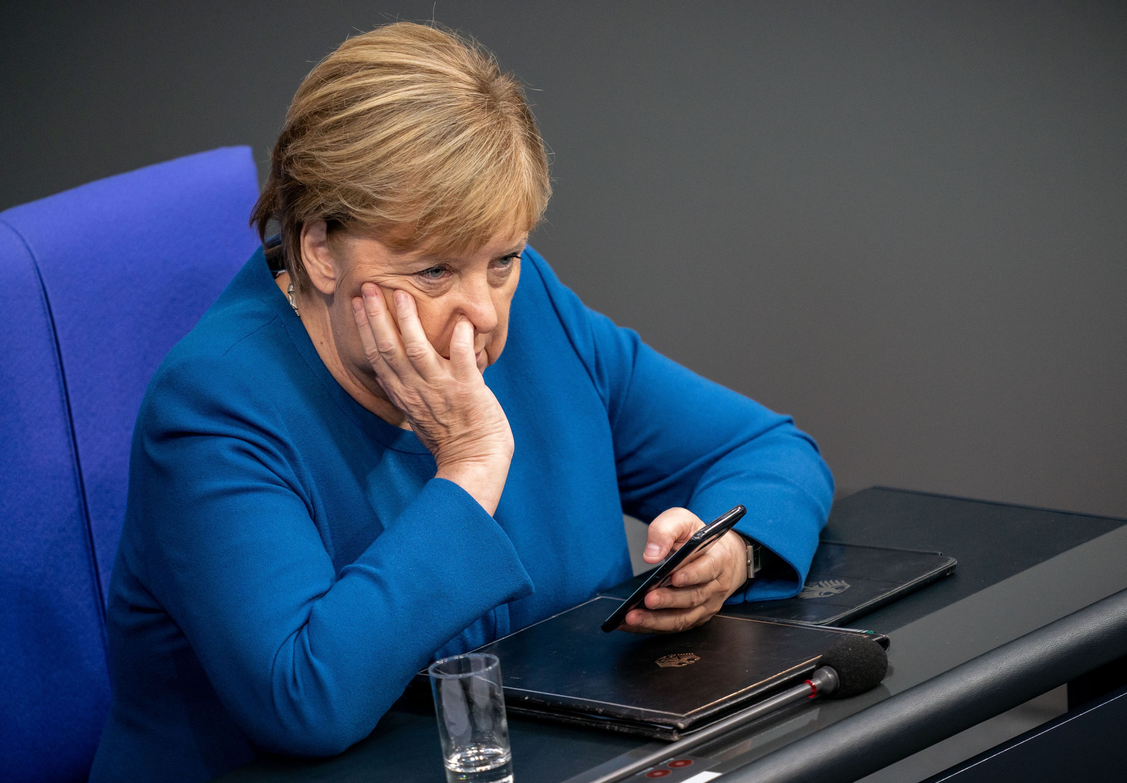 Germania reduce drastic estimările legate de PIB pentru 2020, însă Guvernul Merkel dă asigurări că economia germană nu se confruntă cu o criză 