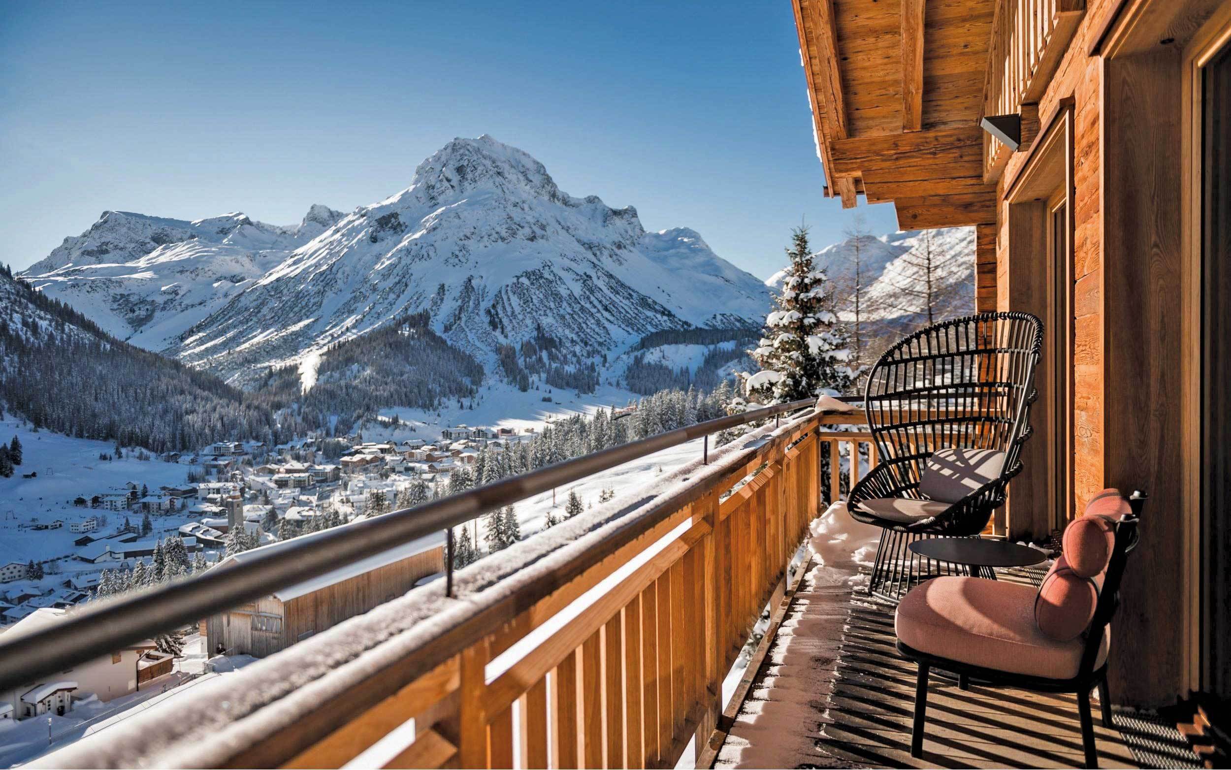 Cât de departe au ajuns pretenţiile turiştilor bogaţi în cele mai exclusiviste staţiuni de schi ale lumii