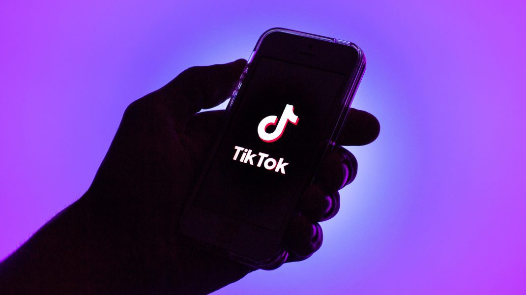 Celebra aplicaţie TikTok este la un pas de a fi interzisă în SUA: „Vrem ca datele copiilor noştri de pe TikTok să rămână în SUA sau să meargă în China?”