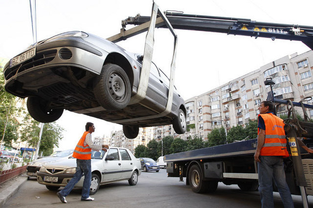 Proiect MAI: Maşinile parcate neregulamentar vor putea fi ridicate din nou