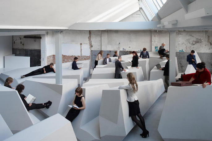 Biroul-labirint: un nou concept pentru amenajarea locului de muncă