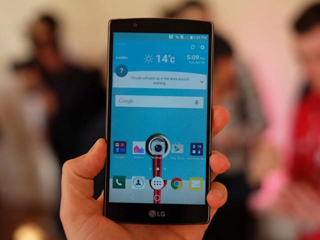 LG G4 a fost anunţat oficial: cameră foto luminoasă, spate din piele şi ecran curbat. Galerie FOTO