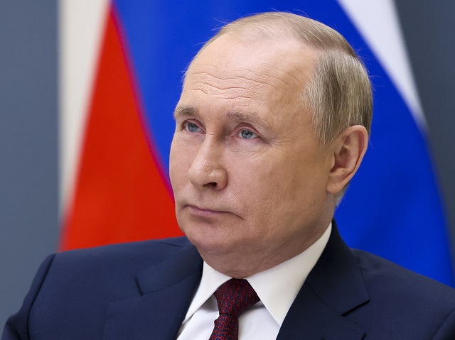 Cum merge economia lui Putin după sancţiuni? Rusia reduce dobânzile la nivelul de dinaintea războiului