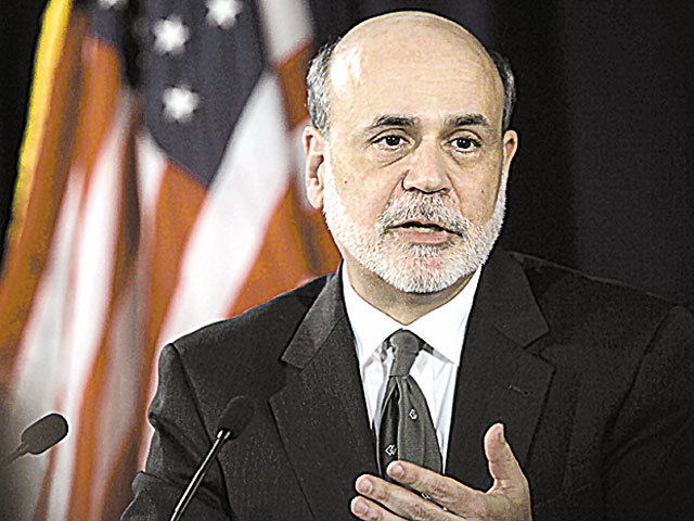 Alegere surpriză: Ben Bernanke, fost guvernator al FED, extrem de criticat pentru gestiunea crizei de acum un deceniu, a primit alături de alţi doi profesori premiul Nobel pentru economie pentru cercetările privind Marea Criză şi motivele care au dus la o prăbuşire atât de profundă