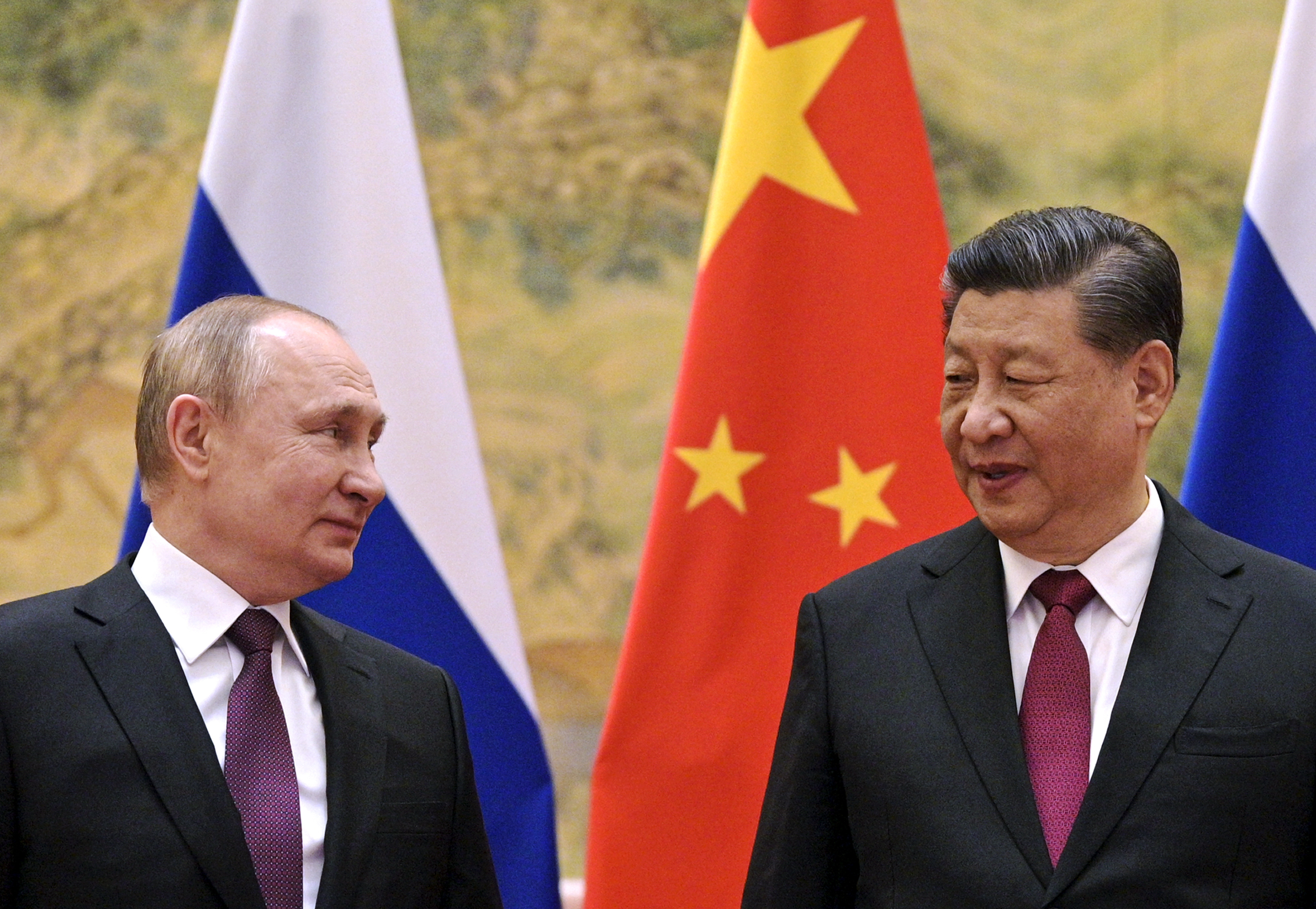 Beijingul face joc dublu. China a votat împotriva rezoluţiei ONU, care cere Rusiei să plătească despăgubiri Ucrainei pentru daunele cauzate de război