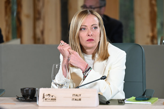 Şi Italia taxează coletele venite de pe Shien şi Temu: Premierul Giorgia Meloni a introdus o taxă de 2 euro pentru coletele cu valoare până în 150 de euro 