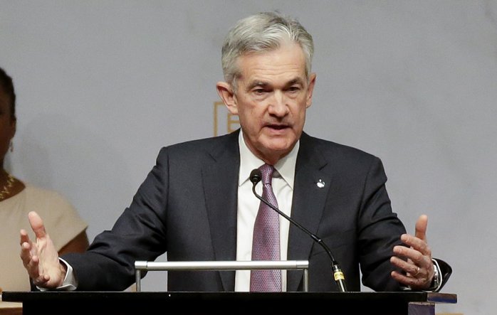 FED nu cedează presiunii administraţiie Trump: După trei scăderi consecutive, Rezerva Federală a SUA a decis de data această să menţină dobânzile neschimbate, în pofida campaniei insistente a lui Donald Trump pentru scăderea drastică a ratelor