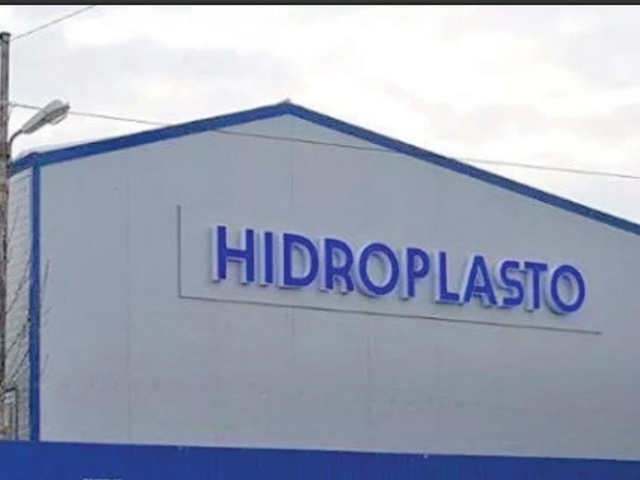 Hidroplasto construieşte o a doua fabrică pentru a transforma deşeuri de PVC în componente pentru construcţii