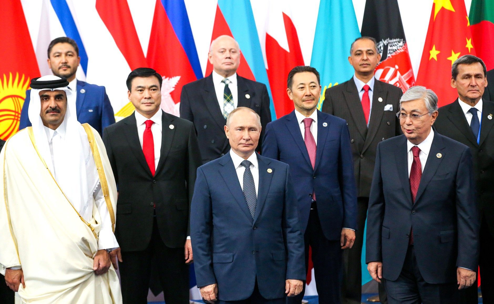 S-au adunat dictatorii la Astana. A fost prezent şi "Ţarul Rusiei"