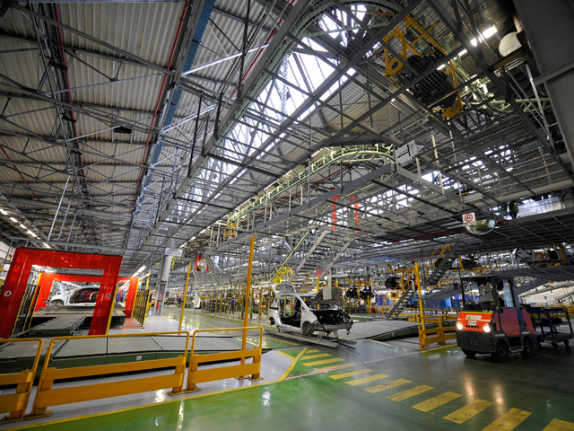 Dacia a trecut de 5 milioane de automobile produse la Mioveni