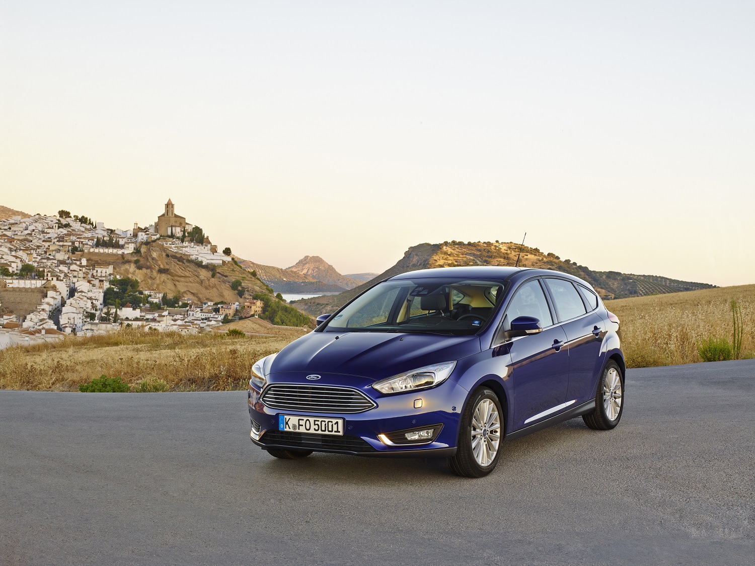 Test Auto ZF: Ford Focus facelift 2,0 TDCi, o restilizare cât o nouă generaţie