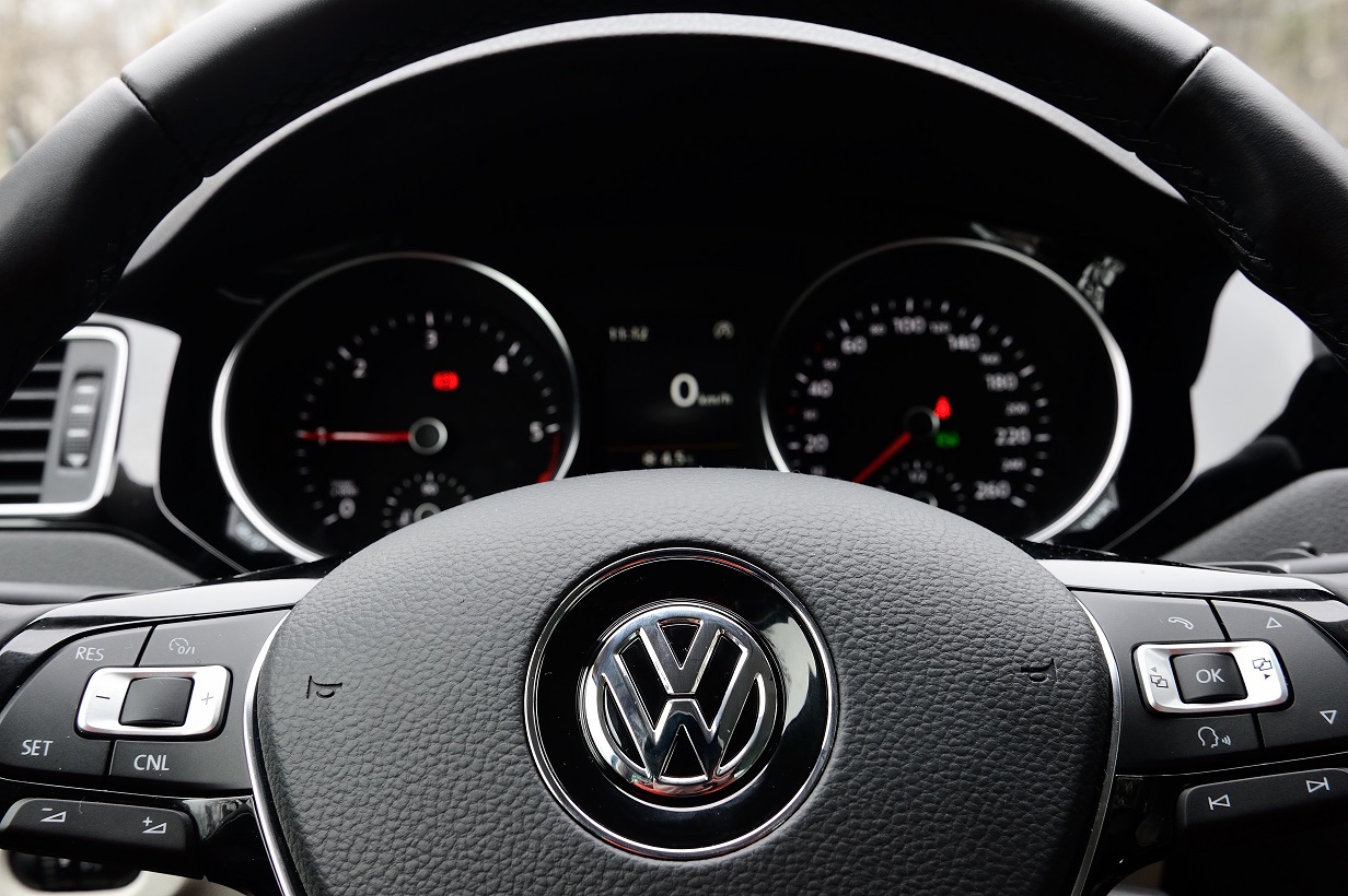 Scandalul Volkswagen: Dealerii care aduc maşinile cu probleme pot fi amendaţi de ANPC