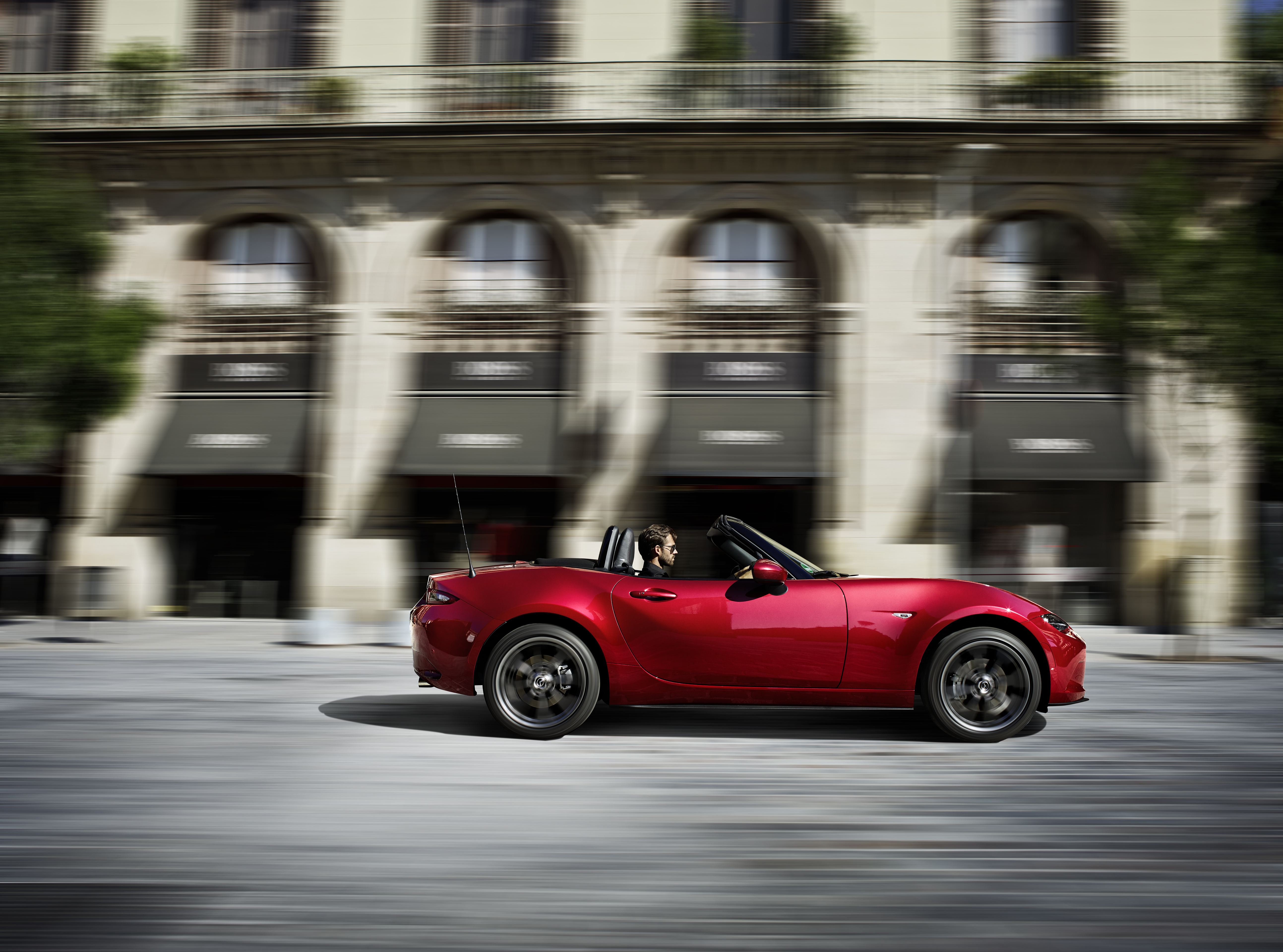 Vânzările Mazda au crescut cu 36% la nouă luni, la aproape 800 de unităţi