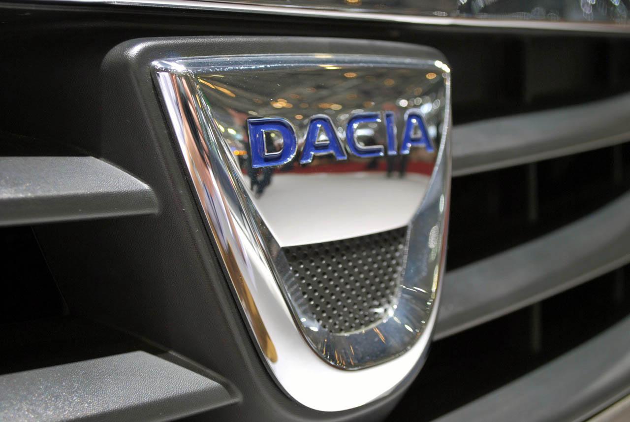 Dacia începe anul cu vânzări de autoturisme în stagnare în Franţa, dar cu două modele în top zece