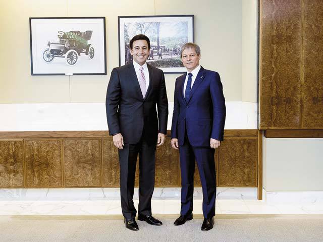Cioloş a invitat compania Ford să dezvolte producţia cu tehnologice pentru autoturismele ecologice