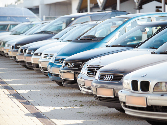 Record pe piaţa auto: aproape 380.000 de maşini second-hand au fost înmatriculate în primele 9 luni