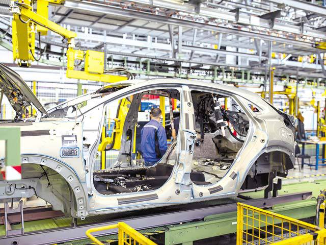 Ford anunţă până când opreşte producţia la Craiova:  Suspendarea temporară a producţiei fabricilor Ford la nivel european se prelungeşte până cel puţin pe data de 4 mai