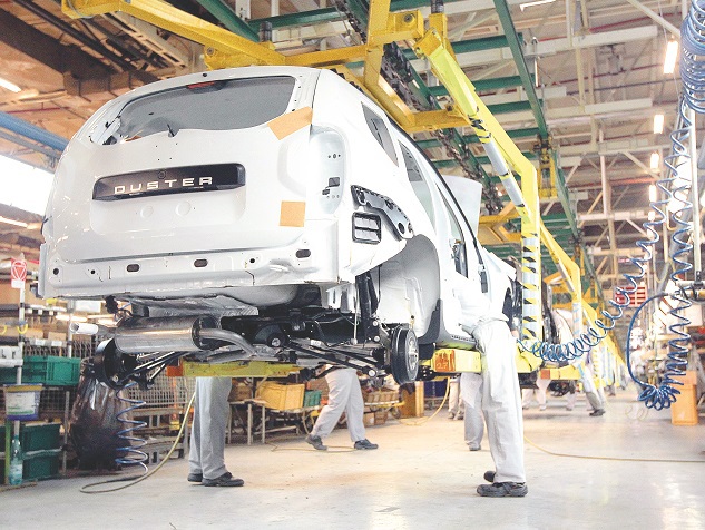 Oficial: Uzinele Dacia reiau progresiv producţia