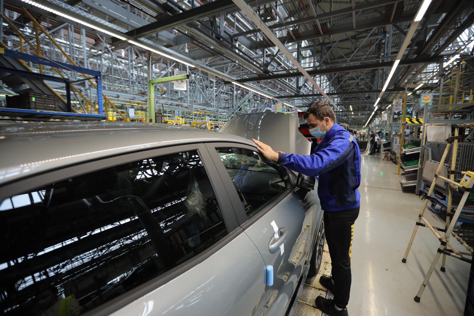 Efectul Puma la Craiova: Ford a continuat să crească producţia în primele 4 luni datorită unui nou model, în timp ce producţia totală din România a scăzut cu 28%
