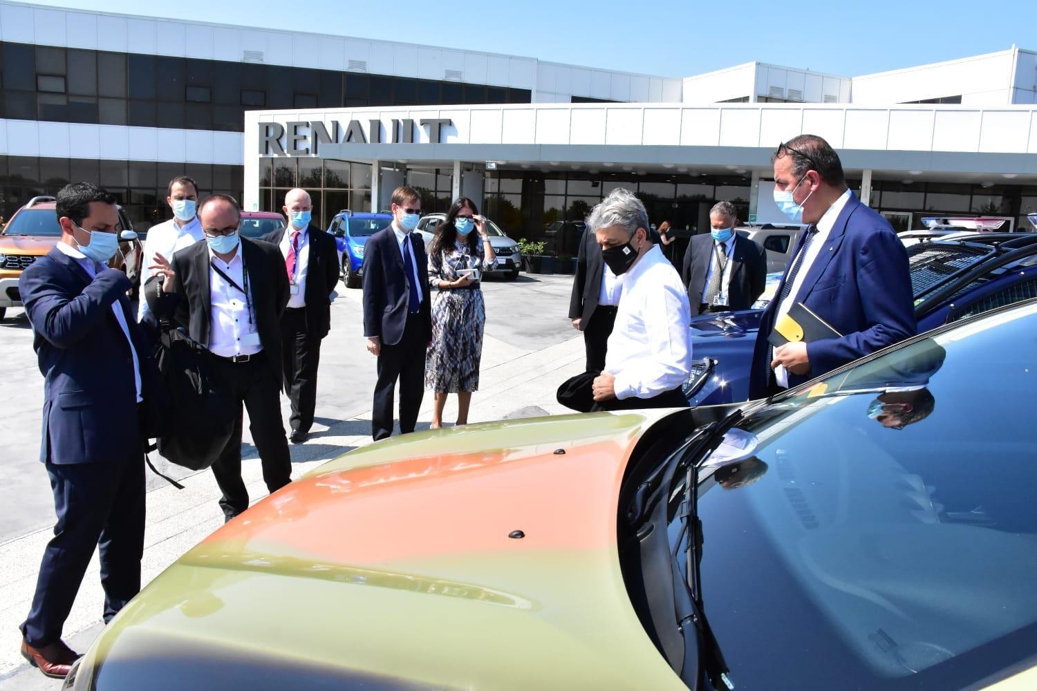 Cât de importantă este Dacia pentru Renault: Prima vizită a noului CEO Renault din afara Franţei a fost în România