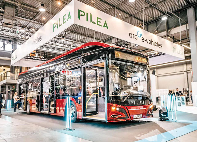 Polonia, Ungaria şi Cehia participă la revoluţia europeană a electromobilităţii cu producţie şi exporturi de autobuze electrice. Unul dintre noii intraţi pe piaţă este o companie poloneză de stat