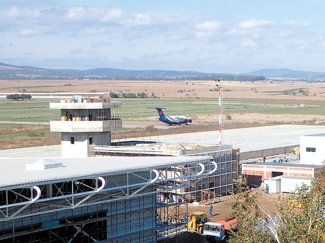 Aeroportul din Bacău va trece printr-o reorganizare. Wizz Air şi-a închis baza operaţională, dar rămâne cu câteva zboruri