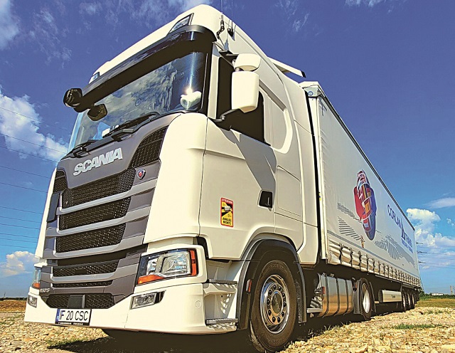 Antreprenori locali. Corlan Trans din Timişoara, care transportă mărfuri pentru sectorul auto, dar aduce şi confecţii din Spania şi Portugalia, afaceri de 52,9 mil. lei anul trecut