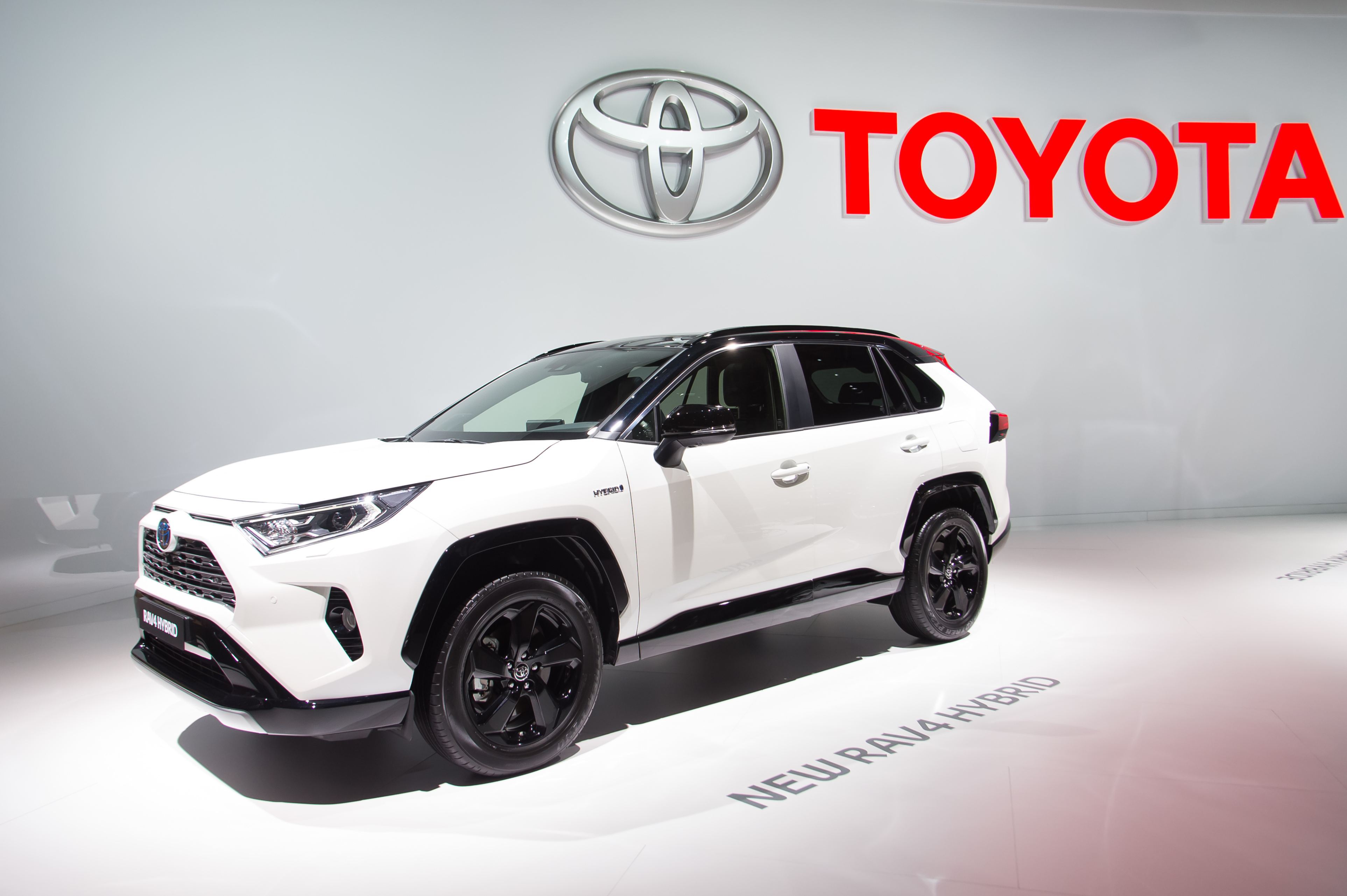 Toyota cuprinsă de scandal: testările motoarelor diesel au fost trucate