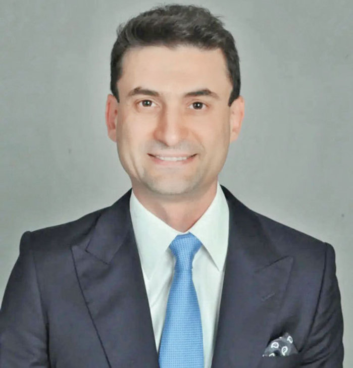 Fırat Elhuseyni, preşedinte Ford Otosan România: România oferă un mediu atractiv pentru investiţii, iar industria auto beneficiază de o tradiţie industrială îndelungată, de ingineri specialişti bine calificaţi şi de o bază de furnizori în dezvoltare rapid