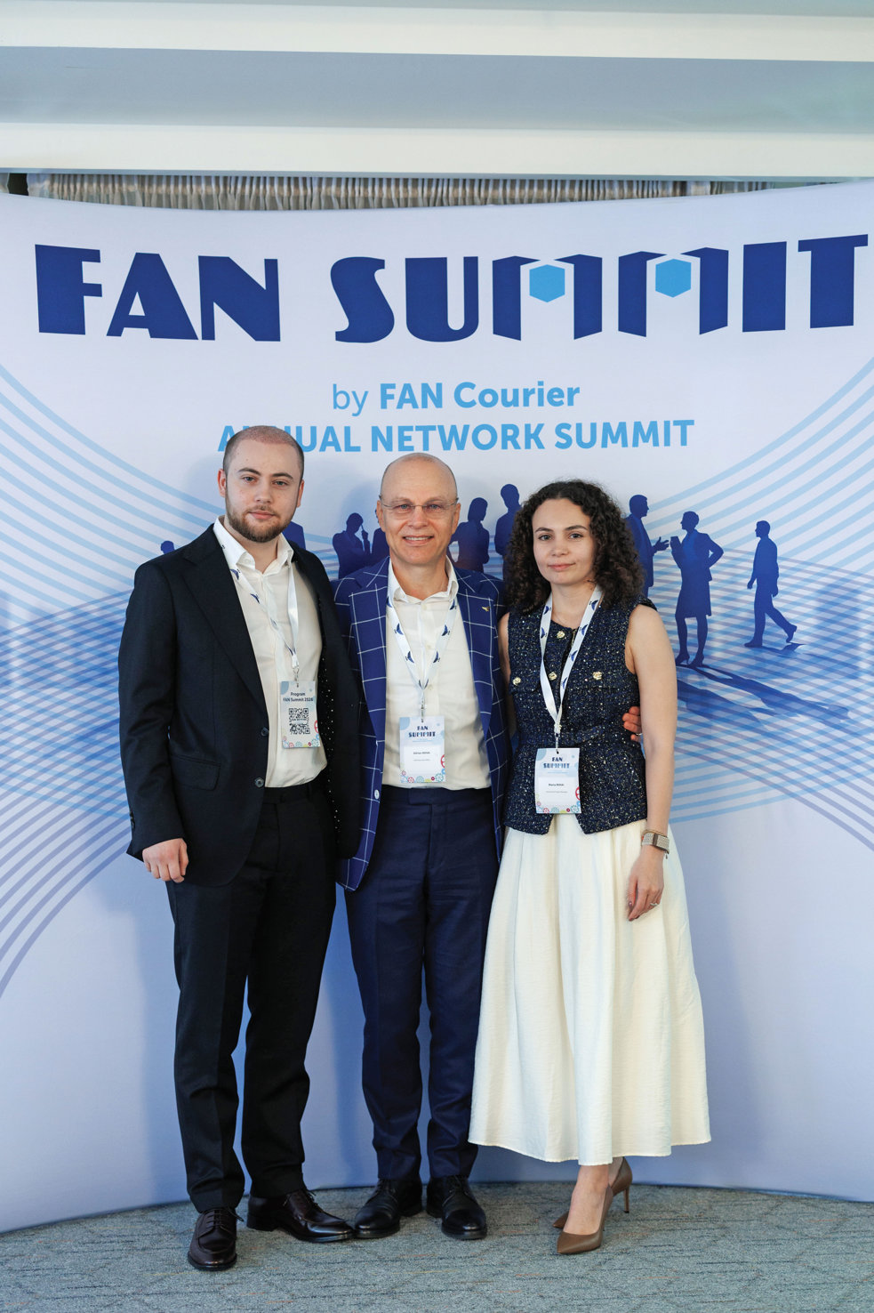 Top 100 companii antreprenoriale din România. Familia Mihai - FAN Courier: Noua generaţie va construi în continuare, dar o va face pe o fundaţie solidă. „Acolo unde noi vedem probleme, ei văd oportunităţi”